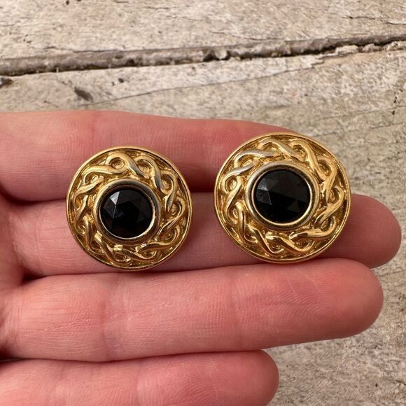 Vintage 80s Classic Braided Gold Tone Earring - Picture 4 of 5